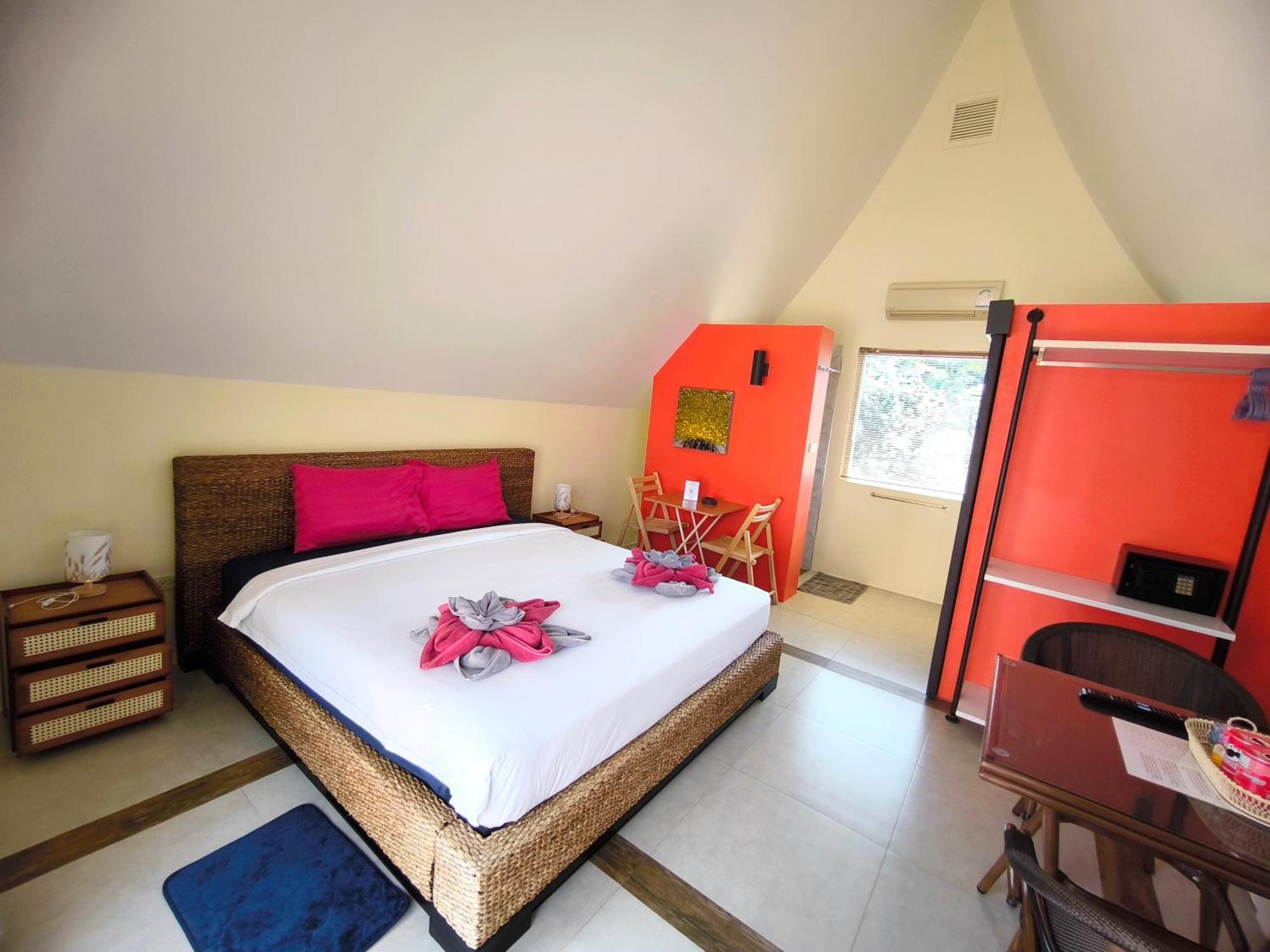 Blue Haven Bay Villa 21D And Resort Apartments 象岛 外观 照片